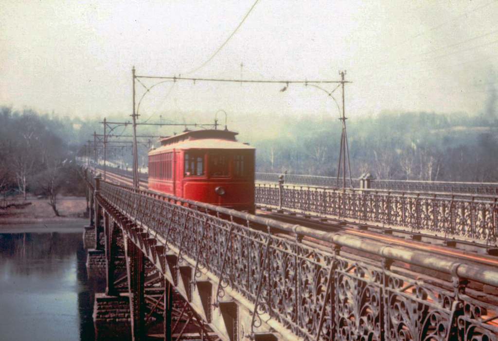 Fairmount Park Trolley