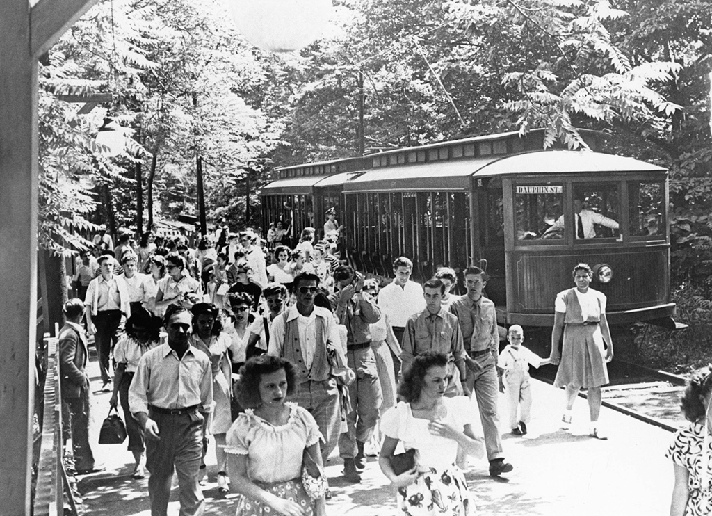 Fairmount Park Trolley